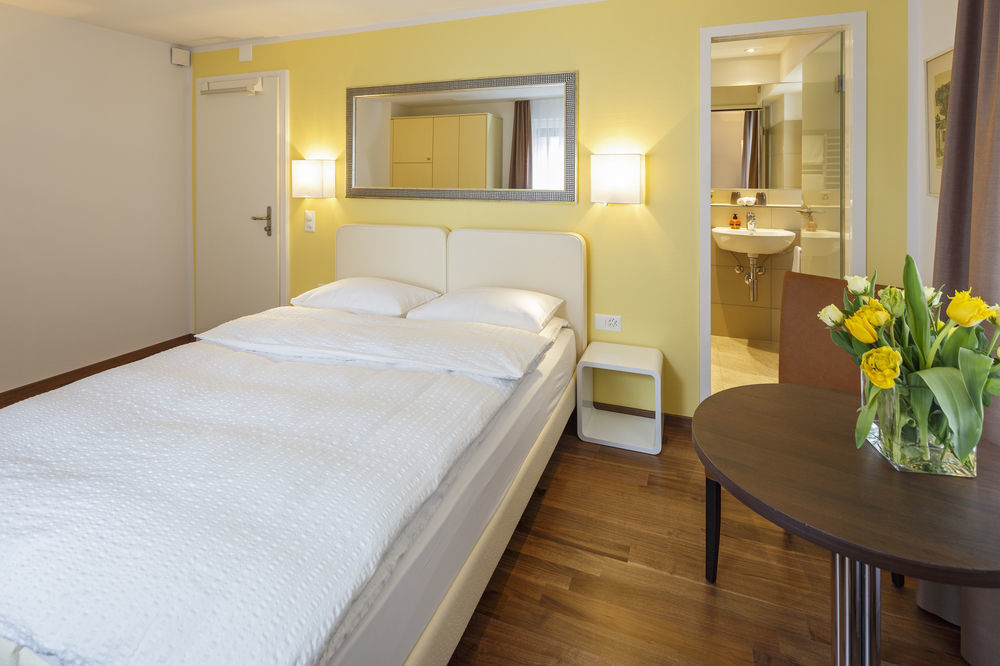 Aparthotel Familie Hugenschmidt Цюрих Екстер'єр фото